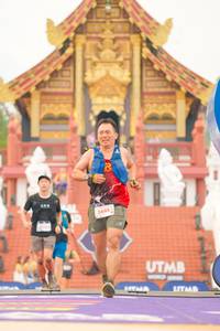 BIB: 2100, 5698
                            <button type="button" onclick="openModal(22561286)" class="btn btn-primary btn-sm float-right btn-popup" data-toggle="modal" data-target=".modal-high-quality">
                        <i class="fas fa-shopping-cart"></i> Add to Cart
                    </button>
                                            <button type="button" onclick="isThisMe(22561286, true)" class="btn btn-success btn-sm float-right btn-popup btn-isme hidden" data-toggle="tooltip" data-placement="bottom" title="นี่คือรูปของคุณใช่ไหม คลิกที่นี่เพื่อเอาเข้าอัลบั้ม">
                        <i class="fas fa-plus"></i> Add to album
                    </button>
                    <button type="button" onclick="isThisMe(22561286, false)" class="btn btn-warning btn-sm float-right btn-popup btn-isnotme hidden">
                        <i class="fas fa-ban"></i> Remove from album
                    </button>