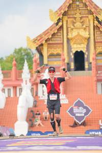 BIB: 5500
                            <button type="button" onclick="openModal(22547109)" class="btn btn-primary btn-sm float-right btn-popup" data-toggle="modal" data-target=".modal-high-quality">
                        <i class="fas fa-shopping-cart"></i> Add to Cart
                    </button>
                                            <button type="button" onclick="isThisMe(22547109, true)" class="btn btn-success btn-sm float-right btn-popup btn-isme hidden" data-toggle="tooltip" data-placement="bottom" title="นี่คือรูปของคุณใช่ไหม คลิกที่นี่เพื่อเอาเข้าอัลบั้ม">
                        <i class="fas fa-plus"></i> Add to album
                    </button>
                    <button type="button" onclick="isThisMe(22547109, false)" class="btn btn-warning btn-sm float-right btn-popup btn-isnotme hidden">
                        <i class="fas fa-ban"></i> Remove from album
                    </button>