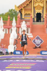 BIB: 117
                            <button type="button" onclick="openModal(22550511)" class="btn btn-primary btn-sm float-right btn-popup" data-toggle="modal" data-target=".modal-high-quality">
                        <i class="fas fa-shopping-cart"></i> Add to Cart
                    </button>
                                            <button type="button" onclick="isThisMe(22550511, true)" class="btn btn-success btn-sm float-right btn-popup btn-isme hidden" data-toggle="tooltip" data-placement="bottom" title="นี่คือรูปของคุณใช่ไหม คลิกที่นี่เพื่อเอาเข้าอัลบั้ม">
                        <i class="fas fa-plus"></i> Add to album
                    </button>
                    <button type="button" onclick="isThisMe(22550511, false)" class="btn btn-warning btn-sm float-right btn-popup btn-isnotme hidden">
                        <i class="fas fa-ban"></i> Remove from album
                    </button>