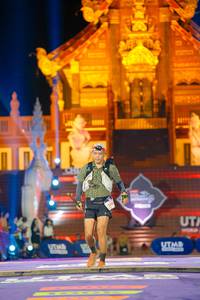 BIB: 592, 
                            <button type="button" onclick="openModal(22579986)" class="btn btn-primary btn-sm float-right btn-popup" data-toggle="modal" data-target=".modal-high-quality">
                        <i class="fas fa-shopping-cart"></i> Add to Cart
                    </button>
                                            <button type="button" onclick="isThisMe(22579986, true)" class="btn btn-success btn-sm float-right btn-popup btn-isme hidden" data-toggle="tooltip" data-placement="bottom" title="นี่คือรูปของคุณใช่ไหม คลิกที่นี่เพื่อเอาเข้าอัลบั้ม">
                        <i class="fas fa-plus"></i> Add to album
                    </button>
                    <button type="button" onclick="isThisMe(22579986, false)" class="btn btn-warning btn-sm float-right btn-popup btn-isnotme hidden">
                        <i class="fas fa-ban"></i> Remove from album
                    </button>