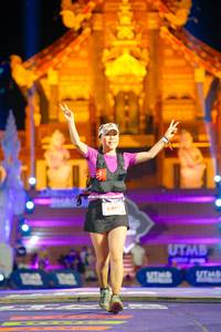 BIB: 6441
                            <button type="button" onclick="openModal(22578654)" class="btn btn-primary btn-sm float-right btn-popup" data-toggle="modal" data-target=".modal-high-quality">
                        <i class="fas fa-shopping-cart"></i> Add to Cart
                    </button>
                                            <button type="button" onclick="isThisMe(22578654, true)" class="btn btn-success btn-sm float-right btn-popup btn-isme hidden" data-toggle="tooltip" data-placement="bottom" title="นี่คือรูปของคุณใช่ไหม คลิกที่นี่เพื่อเอาเข้าอัลบั้ม">
                        <i class="fas fa-plus"></i> Add to album
                    </button>
                    <button type="button" onclick="isThisMe(22578654, false)" class="btn btn-warning btn-sm float-right btn-popup btn-isnotme hidden">
                        <i class="fas fa-ban"></i> Remove from album
                    </button>