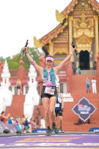 BIB: 5149
                            <button type="button" onclick="openModal(22556879)" class="btn btn-primary btn-sm float-right btn-popup" data-toggle="modal" data-target=".modal-high-quality">
                        <i class="fas fa-shopping-cart"></i> Add to Cart
                    </button>
                                            <button type="button" onclick="isThisMe(22556879, true)" class="btn btn-success btn-sm float-right btn-popup btn-isme hidden" data-toggle="tooltip" data-placement="bottom" title="นี่คือรูปของคุณใช่ไหม คลิกที่นี่เพื่อเอาเข้าอัลบั้ม">
                        <i class="fas fa-plus"></i> Add to album
                    </button>
                    <button type="button" onclick="isThisMe(22556879, false)" class="btn btn-warning btn-sm float-right btn-popup btn-isnotme hidden">
                        <i class="fas fa-ban"></i> Remove from album
                    </button>