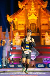 BIB: 5910
                            <button type="button" onclick="openModal(22646489)" class="btn btn-primary btn-sm float-right btn-popup" data-toggle="modal" data-target=".modal-high-quality">
                        <i class="fas fa-shopping-cart"></i> Add to Cart
                    </button>
                                            <button type="button" onclick="isThisMe(22646489, true)" class="btn btn-success btn-sm float-right btn-popup btn-isme hidden" data-toggle="tooltip" data-placement="bottom" title="นี่คือรูปของคุณใช่ไหม คลิกที่นี่เพื่อเอาเข้าอัลบั้ม">
                        <i class="fas fa-plus"></i> Add to album
                    </button>
                    <button type="button" onclick="isThisMe(22646489, false)" class="btn btn-warning btn-sm float-right btn-popup btn-isnotme hidden">
                        <i class="fas fa-ban"></i> Remove from album
                    </button>