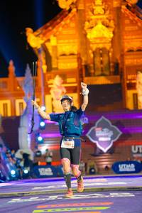 BIB: 6289
                            <button type="button" onclick="openModal(22578973)" class="btn btn-primary btn-sm float-right btn-popup" data-toggle="modal" data-target=".modal-high-quality">
                        <i class="fas fa-shopping-cart"></i> Add to Cart
                    </button>
                                            <button type="button" onclick="isThisMe(22578973, true)" class="btn btn-success btn-sm float-right btn-popup btn-isme hidden" data-toggle="tooltip" data-placement="bottom" title="นี่คือรูปของคุณใช่ไหม คลิกที่นี่เพื่อเอาเข้าอัลบั้ม">
                        <i class="fas fa-plus"></i> Add to album
                    </button>
                    <button type="button" onclick="isThisMe(22578973, false)" class="btn btn-warning btn-sm float-right btn-popup btn-isnotme hidden">
                        <i class="fas fa-ban"></i> Remove from album
                    </button>