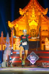 BIB: 6058
                            <button type="button" onclick="openModal(22644587)" class="btn btn-primary btn-sm float-right btn-popup" data-toggle="modal" data-target=".modal-high-quality">
                        <i class="fas fa-shopping-cart"></i> Add to Cart
                    </button>
                                            <button type="button" onclick="isThisMe(22644587, true)" class="btn btn-success btn-sm float-right btn-popup btn-isme hidden" data-toggle="tooltip" data-placement="bottom" title="นี่คือรูปของคุณใช่ไหม คลิกที่นี่เพื่อเอาเข้าอัลบั้ม">
                        <i class="fas fa-plus"></i> Add to album
                    </button>
                    <button type="button" onclick="isThisMe(22644587, false)" class="btn btn-warning btn-sm float-right btn-popup btn-isnotme hidden">
                        <i class="fas fa-ban"></i> Remove from album
                    </button>