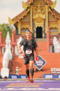 BIB: 5199
                            <button type="button" onclick="openModal(22539871)" class="btn btn-primary btn-sm float-right btn-popup" data-toggle="modal" data-target=".modal-high-quality">
                        <i class="fas fa-shopping-cart"></i> Add to Cart
                    </button>
                                            <button type="button" onclick="isThisMe(22539871, true)" class="btn btn-success btn-sm float-right btn-popup btn-isme hidden" data-toggle="tooltip" data-placement="bottom" title="นี่คือรูปของคุณใช่ไหม คลิกที่นี่เพื่อเอาเข้าอัลบั้ม">
                        <i class="fas fa-plus"></i> Add to album
                    </button>
                    <button type="button" onclick="isThisMe(22539871, false)" class="btn btn-warning btn-sm float-right btn-popup btn-isnotme hidden">
                        <i class="fas fa-ban"></i> Remove from album
                    </button>