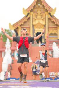 BIB: 5590, 420
                            <button type="button" onclick="openModal(22557931)" class="btn btn-primary btn-sm float-right btn-popup" data-toggle="modal" data-target=".modal-high-quality">
                        <i class="fas fa-shopping-cart"></i> Add to Cart
                    </button>
                                            <button type="button" onclick="isThisMe(22557931, true)" class="btn btn-success btn-sm float-right btn-popup btn-isme hidden" data-toggle="tooltip" data-placement="bottom" title="นี่คือรูปของคุณใช่ไหม คลิกที่นี่เพื่อเอาเข้าอัลบั้ม">
                        <i class="fas fa-plus"></i> Add to album
                    </button>
                    <button type="button" onclick="isThisMe(22557931, false)" class="btn btn-warning btn-sm float-right btn-popup btn-isnotme hidden">
                        <i class="fas fa-ban"></i> Remove from album
                    </button>