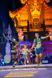 BIB: 2017, 512
                            <button type="button" onclick="openModal(22651300)" class="btn btn-primary btn-sm float-right btn-popup" data-toggle="modal" data-target=".modal-high-quality">
                        <i class="fas fa-shopping-cart"></i> Add to Cart
                    </button>
                                            <button type="button" onclick="isThisMe(22651300, true)" class="btn btn-success btn-sm float-right btn-popup btn-isme hidden" data-toggle="tooltip" data-placement="bottom" title="นี่คือรูปของคุณใช่ไหม คลิกที่นี่เพื่อเอาเข้าอัลบั้ม">
                        <i class="fas fa-plus"></i> Add to album
                    </button>
                    <button type="button" onclick="isThisMe(22651300, false)" class="btn btn-warning btn-sm float-right btn-popup btn-isnotme hidden">
                        <i class="fas fa-ban"></i> Remove from album
                    </button>