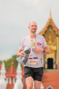 BIB: 5239
                            <button type="button" onclick="openModal(22537155)" class="btn btn-primary btn-sm float-right btn-popup" data-toggle="modal" data-target=".modal-high-quality">
                        <i class="fas fa-shopping-cart"></i> Add to Cart
                    </button>
                                            <button type="button" onclick="isThisMe(22537155, true)" class="btn btn-success btn-sm float-right btn-popup btn-isme hidden" data-toggle="tooltip" data-placement="bottom" title="นี่คือรูปของคุณใช่ไหม คลิกที่นี่เพื่อเอาเข้าอัลบั้ม">
                        <i class="fas fa-plus"></i> Add to album
                    </button>
                    <button type="button" onclick="isThisMe(22537155, false)" class="btn btn-warning btn-sm float-right btn-popup btn-isnotme hidden">
                        <i class="fas fa-ban"></i> Remove from album
                    </button>