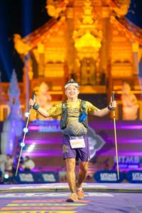 BIB: 6092
                            <button type="button" onclick="openModal(22580066)" class="btn btn-primary btn-sm float-right btn-popup" data-toggle="modal" data-target=".modal-high-quality">
                        <i class="fas fa-shopping-cart"></i> Add to Cart
                    </button>
                                            <button type="button" onclick="isThisMe(22580066, true)" class="btn btn-success btn-sm float-right btn-popup btn-isme hidden" data-toggle="tooltip" data-placement="bottom" title="นี่คือรูปของคุณใช่ไหม คลิกที่นี่เพื่อเอาเข้าอัลบั้ม">
                        <i class="fas fa-plus"></i> Add to album
                    </button>
                    <button type="button" onclick="isThisMe(22580066, false)" class="btn btn-warning btn-sm float-right btn-popup btn-isnotme hidden">
                        <i class="fas fa-ban"></i> Remove from album
                    </button>