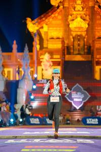 BIB: 60952, 111
                            <button type="button" onclick="openModal(22580070)" class="btn btn-primary btn-sm float-right btn-popup" data-toggle="modal" data-target=".modal-high-quality">
                        <i class="fas fa-shopping-cart"></i> Add to Cart
                    </button>
                                            <button type="button" onclick="isThisMe(22580070, true)" class="btn btn-success btn-sm float-right btn-popup btn-isme hidden" data-toggle="tooltip" data-placement="bottom" title="นี่คือรูปของคุณใช่ไหม คลิกที่นี่เพื่อเอาเข้าอัลบั้ม">
                        <i class="fas fa-plus"></i> Add to album
                    </button>
                    <button type="button" onclick="isThisMe(22580070, false)" class="btn btn-warning btn-sm float-right btn-popup btn-isnotme hidden">
                        <i class="fas fa-ban"></i> Remove from album
                    </button>