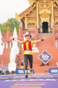 BIB: 5304
                            <button type="button" onclick="openModal(22550830)" class="btn btn-primary btn-sm float-right btn-popup" data-toggle="modal" data-target=".modal-high-quality">
                        <i class="fas fa-shopping-cart"></i> Add to Cart
                    </button>
                                            <button type="button" onclick="isThisMe(22550830, true)" class="btn btn-success btn-sm float-right btn-popup btn-isme hidden" data-toggle="tooltip" data-placement="bottom" title="นี่คือรูปของคุณใช่ไหม คลิกที่นี่เพื่อเอาเข้าอัลบั้ม">
                        <i class="fas fa-plus"></i> Add to album
                    </button>
                    <button type="button" onclick="isThisMe(22550830, false)" class="btn btn-warning btn-sm float-right btn-popup btn-isnotme hidden">
                        <i class="fas fa-ban"></i> Remove from album
                    </button>