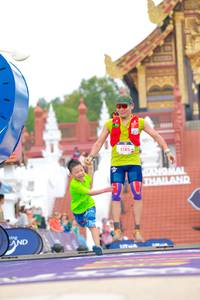 BIB: 5185
                            <button type="button" onclick="openModal(22555429)" class="btn btn-primary btn-sm float-right btn-popup" data-toggle="modal" data-target=".modal-high-quality">
                        <i class="fas fa-shopping-cart"></i> Add to Cart
                    </button>
                                            <button type="button" onclick="isThisMe(22555429, true)" class="btn btn-success btn-sm float-right btn-popup btn-isme hidden" data-toggle="tooltip" data-placement="bottom" title="นี่คือรูปของคุณใช่ไหม คลิกที่นี่เพื่อเอาเข้าอัลบั้ม">
                        <i class="fas fa-plus"></i> Add to album
                    </button>
                    <button type="button" onclick="isThisMe(22555429, false)" class="btn btn-warning btn-sm float-right btn-popup btn-isnotme hidden">
                        <i class="fas fa-ban"></i> Remove from album
                    </button>