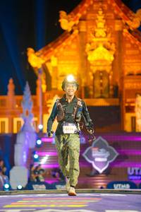 BIB: 6174
                            <button type="button" onclick="openModal(22647175)" class="btn btn-primary btn-sm float-right btn-popup" data-toggle="modal" data-target=".modal-high-quality">
                        <i class="fas fa-shopping-cart"></i> Add to Cart
                    </button>
                                            <button type="button" onclick="isThisMe(22647175, true)" class="btn btn-success btn-sm float-right btn-popup btn-isme hidden" data-toggle="tooltip" data-placement="bottom" title="นี่คือรูปของคุณใช่ไหม คลิกที่นี่เพื่อเอาเข้าอัลบั้ม">
                        <i class="fas fa-plus"></i> Add to album
                    </button>
                    <button type="button" onclick="isThisMe(22647175, false)" class="btn btn-warning btn-sm float-right btn-popup btn-isnotme hidden">
                        <i class="fas fa-ban"></i> Remove from album
                    </button>