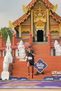 BIB: 141
                            <button type="button" onclick="openModal(22535788)" class="btn btn-primary btn-sm float-right btn-popup" data-toggle="modal" data-target=".modal-high-quality">
                        <i class="fas fa-shopping-cart"></i> Add to Cart
                    </button>
                                            <button type="button" onclick="isThisMe(22535788, true)" class="btn btn-success btn-sm float-right btn-popup btn-isme hidden" data-toggle="tooltip" data-placement="bottom" title="นี่คือรูปของคุณใช่ไหม คลิกที่นี่เพื่อเอาเข้าอัลบั้ม">
                        <i class="fas fa-plus"></i> Add to album
                    </button>
                    <button type="button" onclick="isThisMe(22535788, false)" class="btn btn-warning btn-sm float-right btn-popup btn-isnotme hidden">
                        <i class="fas fa-ban"></i> Remove from album
                    </button>