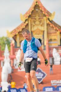 BIB: 139
                            <button type="button" onclick="openModal(22542913)" class="btn btn-primary btn-sm float-right btn-popup" data-toggle="modal" data-target=".modal-high-quality">
                        <i class="fas fa-shopping-cart"></i> Add to Cart
                    </button>
                                            <button type="button" onclick="isThisMe(22542913, true)" class="btn btn-success btn-sm float-right btn-popup btn-isme hidden" data-toggle="tooltip" data-placement="bottom" title="นี่คือรูปของคุณใช่ไหม คลิกที่นี่เพื่อเอาเข้าอัลบั้ม">
                        <i class="fas fa-plus"></i> Add to album
                    </button>
                    <button type="button" onclick="isThisMe(22542913, false)" class="btn btn-warning btn-sm float-right btn-popup btn-isnotme hidden">
                        <i class="fas fa-ban"></i> Remove from album
                    </button>