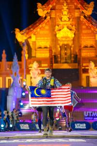 BIB: 
                            <button type="button" onclick="openModal(22580652)" class="btn btn-primary btn-sm float-right btn-popup" data-toggle="modal" data-target=".modal-high-quality">
                        <i class="fas fa-shopping-cart"></i> Add to Cart
                    </button>
                                            <button type="button" onclick="isThisMe(22580652, true)" class="btn btn-success btn-sm float-right btn-popup btn-isme hidden" data-toggle="tooltip" data-placement="bottom" title="นี่คือรูปของคุณใช่ไหม คลิกที่นี่เพื่อเอาเข้าอัลบั้ม">
                        <i class="fas fa-plus"></i> Add to album
                    </button>
                    <button type="button" onclick="isThisMe(22580652, false)" class="btn btn-warning btn-sm float-right btn-popup btn-isnotme hidden">
                        <i class="fas fa-ban"></i> Remove from album
                    </button>