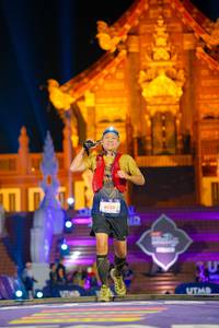 BIB: 6129
                            <button type="button" onclick="openModal(22648202)" class="btn btn-primary btn-sm float-right btn-popup" data-toggle="modal" data-target=".modal-high-quality">
                        <i class="fas fa-shopping-cart"></i> Add to Cart
                    </button>
                                            <button type="button" onclick="isThisMe(22648202, true)" class="btn btn-success btn-sm float-right btn-popup btn-isme hidden" data-toggle="tooltip" data-placement="bottom" title="นี่คือรูปของคุณใช่ไหม คลิกที่นี่เพื่อเอาเข้าอัลบั้ม">
                        <i class="fas fa-plus"></i> Add to album
                    </button>
                    <button type="button" onclick="isThisMe(22648202, false)" class="btn btn-warning btn-sm float-right btn-popup btn-isnotme hidden">
                        <i class="fas fa-ban"></i> Remove from album
                    </button>