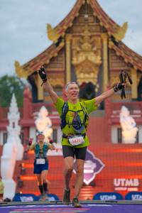 BIB: 5875
                            <button type="button" onclick="openModal(22566376)" class="btn btn-primary btn-sm float-right btn-popup" data-toggle="modal" data-target=".modal-high-quality">
                        <i class="fas fa-shopping-cart"></i> Add to Cart
                    </button>
                                            <button type="button" onclick="isThisMe(22566376, true)" class="btn btn-success btn-sm float-right btn-popup btn-isme hidden" data-toggle="tooltip" data-placement="bottom" title="นี่คือรูปของคุณใช่ไหม คลิกที่นี่เพื่อเอาเข้าอัลบั้ม">
                        <i class="fas fa-plus"></i> Add to album
                    </button>
                    <button type="button" onclick="isThisMe(22566376, false)" class="btn btn-warning btn-sm float-right btn-popup btn-isnotme hidden">
                        <i class="fas fa-ban"></i> Remove from album
                    </button>