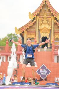 BIB: 5606
                            <button type="button" onclick="openModal(22558595)" class="btn btn-primary btn-sm float-right btn-popup" data-toggle="modal" data-target=".modal-high-quality">
                        <i class="fas fa-shopping-cart"></i> Add to Cart
                    </button>
                                            <button type="button" onclick="isThisMe(22558595, true)" class="btn btn-success btn-sm float-right btn-popup btn-isme hidden" data-toggle="tooltip" data-placement="bottom" title="นี่คือรูปของคุณใช่ไหม คลิกที่นี่เพื่อเอาเข้าอัลบั้ม">
                        <i class="fas fa-plus"></i> Add to album
                    </button>
                    <button type="button" onclick="isThisMe(22558595, false)" class="btn btn-warning btn-sm float-right btn-popup btn-isnotme hidden">
                        <i class="fas fa-ban"></i> Remove from album
                    </button>