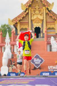 BIB: 5209
                            <button type="button" onclick="openModal(22546320)" class="btn btn-primary btn-sm float-right btn-popup" data-toggle="modal" data-target=".modal-high-quality">
                        <i class="fas fa-shopping-cart"></i> Add to Cart
                    </button>
                                            <button type="button" onclick="isThisMe(22546320, true)" class="btn btn-success btn-sm float-right btn-popup btn-isme hidden" data-toggle="tooltip" data-placement="bottom" title="นี่คือรูปของคุณใช่ไหม คลิกที่นี่เพื่อเอาเข้าอัลบั้ม">
                        <i class="fas fa-plus"></i> Add to album
                    </button>
                    <button type="button" onclick="isThisMe(22546320, false)" class="btn btn-warning btn-sm float-right btn-popup btn-isnotme hidden">
                        <i class="fas fa-ban"></i> Remove from album
                    </button>