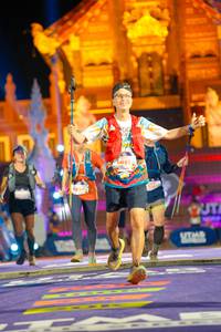 BIB: 1914, 6081
                            <button type="button" onclick="openModal(22578904)" class="btn btn-primary btn-sm float-right btn-popup" data-toggle="modal" data-target=".modal-high-quality">
                        <i class="fas fa-shopping-cart"></i> Add to Cart
                    </button>
                                            <button type="button" onclick="isThisMe(22578904, true)" class="btn btn-success btn-sm float-right btn-popup btn-isme hidden" data-toggle="tooltip" data-placement="bottom" title="นี่คือรูปของคุณใช่ไหม คลิกที่นี่เพื่อเอาเข้าอัลบั้ม">
                        <i class="fas fa-plus"></i> Add to album
                    </button>
                    <button type="button" onclick="isThisMe(22578904, false)" class="btn btn-warning btn-sm float-right btn-popup btn-isnotme hidden">
                        <i class="fas fa-ban"></i> Remove from album
                    </button>