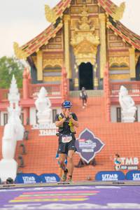 BIB: 5014
                            <button type="button" onclick="openModal(22540314)" class="btn btn-primary btn-sm float-right btn-popup" data-toggle="modal" data-target=".modal-high-quality">
                        <i class="fas fa-shopping-cart"></i> Add to Cart
                    </button>
                                            <button type="button" onclick="isThisMe(22540314, true)" class="btn btn-success btn-sm float-right btn-popup btn-isme hidden" data-toggle="tooltip" data-placement="bottom" title="นี่คือรูปของคุณใช่ไหม คลิกที่นี่เพื่อเอาเข้าอัลบั้ม">
                        <i class="fas fa-plus"></i> Add to album
                    </button>
                    <button type="button" onclick="isThisMe(22540314, false)" class="btn btn-warning btn-sm float-right btn-popup btn-isnotme hidden">
                        <i class="fas fa-ban"></i> Remove from album
                    </button>