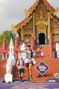 BIB: 140, 
                            <button type="button" onclick="openModal(22542056)" class="btn btn-primary btn-sm float-right btn-popup" data-toggle="modal" data-target=".modal-high-quality">
                        <i class="fas fa-shopping-cart"></i> Add to Cart
                    </button>
                                            <button type="button" onclick="isThisMe(22542056, true)" class="btn btn-success btn-sm float-right btn-popup btn-isme hidden" data-toggle="tooltip" data-placement="bottom" title="นี่คือรูปของคุณใช่ไหม คลิกที่นี่เพื่อเอาเข้าอัลบั้ม">
                        <i class="fas fa-plus"></i> Add to album
                    </button>
                    <button type="button" onclick="isThisMe(22542056, false)" class="btn btn-warning btn-sm float-right btn-popup btn-isnotme hidden">
                        <i class="fas fa-ban"></i> Remove from album
                    </button>