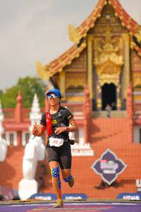 BIB: 512
                            <button type="button" onclick="openModal(22531072)" class="btn btn-primary btn-sm float-right btn-popup" data-toggle="modal" data-target=".modal-high-quality">
                        <i class="fas fa-shopping-cart"></i> Add to Cart
                    </button>
                                            <button type="button" onclick="isThisMe(22531072, true)" class="btn btn-success btn-sm float-right btn-popup btn-isme hidden" data-toggle="tooltip" data-placement="bottom" title="นี่คือรูปของคุณใช่ไหม คลิกที่นี่เพื่อเอาเข้าอัลบั้ม">
                        <i class="fas fa-plus"></i> Add to album
                    </button>
                    <button type="button" onclick="isThisMe(22531072, false)" class="btn btn-warning btn-sm float-right btn-popup btn-isnotme hidden">
                        <i class="fas fa-ban"></i> Remove from album
                    </button>