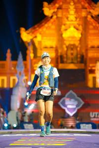 BIB: 6069
                            <button type="button" onclick="openModal(22645100)" class="btn btn-primary btn-sm float-right btn-popup" data-toggle="modal" data-target=".modal-high-quality">
                        <i class="fas fa-shopping-cart"></i> Add to Cart
                    </button>
                                            <button type="button" onclick="isThisMe(22645100, true)" class="btn btn-success btn-sm float-right btn-popup btn-isme hidden" data-toggle="tooltip" data-placement="bottom" title="นี่คือรูปของคุณใช่ไหม คลิกที่นี่เพื่อเอาเข้าอัลบั้ม">
                        <i class="fas fa-plus"></i> Add to album
                    </button>
                    <button type="button" onclick="isThisMe(22645100, false)" class="btn btn-warning btn-sm float-right btn-popup btn-isnotme hidden">
                        <i class="fas fa-ban"></i> Remove from album
                    </button>