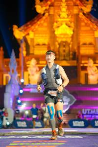 BIB: 431
                            <button type="button" onclick="openModal(22578718)" class="btn btn-primary btn-sm float-right btn-popup" data-toggle="modal" data-target=".modal-high-quality">
                        <i class="fas fa-shopping-cart"></i> Add to Cart
                    </button>
                                            <button type="button" onclick="isThisMe(22578718, true)" class="btn btn-success btn-sm float-right btn-popup btn-isme hidden" data-toggle="tooltip" data-placement="bottom" title="นี่คือรูปของคุณใช่ไหม คลิกที่นี่เพื่อเอาเข้าอัลบั้ม">
                        <i class="fas fa-plus"></i> Add to album
                    </button>
                    <button type="button" onclick="isThisMe(22578718, false)" class="btn btn-warning btn-sm float-right btn-popup btn-isnotme hidden">
                        <i class="fas fa-ban"></i> Remove from album
                    </button>