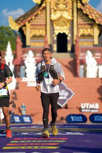 BIB: 1070
                            <button type="button" onclick="openModal(22419924)" class="btn btn-primary btn-sm float-right btn-popup" data-toggle="modal" data-target=".modal-high-quality">
                        <i class="fas fa-shopping-cart"></i> Add to Cart
                    </button>
                                            <button type="button" onclick="isThisMe(22419924, true)" class="btn btn-success btn-sm float-right btn-popup btn-isme hidden" data-toggle="tooltip" data-placement="bottom" title="นี่คือรูปของคุณใช่ไหม คลิกที่นี่เพื่อเอาเข้าอัลบั้ม">
                        <i class="fas fa-plus"></i> Add to album
                    </button>
                    <button type="button" onclick="isThisMe(22419924, false)" class="btn btn-warning btn-sm float-right btn-popup btn-isnotme hidden">
                        <i class="fas fa-ban"></i> Remove from album
                    </button>