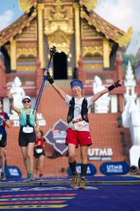 BIB: 135, 
                            <button type="button" onclick="openModal(22427794)" class="btn btn-primary btn-sm float-right btn-popup" data-toggle="modal" data-target=".modal-high-quality">
                        <i class="fas fa-shopping-cart"></i> Add to Cart
                    </button>
                                            <button type="button" onclick="isThisMe(22427794, true)" class="btn btn-success btn-sm float-right btn-popup btn-isme hidden" data-toggle="tooltip" data-placement="bottom" title="นี่คือรูปของคุณใช่ไหม คลิกที่นี่เพื่อเอาเข้าอัลบั้ม">
                        <i class="fas fa-plus"></i> Add to album
                    </button>
                    <button type="button" onclick="isThisMe(22427794, false)" class="btn btn-warning btn-sm float-right btn-popup btn-isnotme hidden">
                        <i class="fas fa-ban"></i> Remove from album
                    </button>