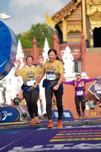 BIB: 1240
                            <button type="button" onclick="openModal(22429793)" class="btn btn-primary btn-sm float-right btn-popup" data-toggle="modal" data-target=".modal-high-quality">
                        <i class="fas fa-shopping-cart"></i> Add to Cart
                    </button>
                                            <button type="button" onclick="isThisMe(22429793, true)" class="btn btn-success btn-sm float-right btn-popup btn-isme hidden" data-toggle="tooltip" data-placement="bottom" title="นี่คือรูปของคุณใช่ไหม คลิกที่นี่เพื่อเอาเข้าอัลบั้ม">
                        <i class="fas fa-plus"></i> Add to album
                    </button>
                    <button type="button" onclick="isThisMe(22429793, false)" class="btn btn-warning btn-sm float-right btn-popup btn-isnotme hidden">
                        <i class="fas fa-ban"></i> Remove from album
                    </button>