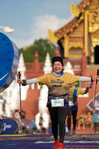 BIB: 1090
                            <button type="button" onclick="openModal(22428652)" class="btn btn-primary btn-sm float-right btn-popup" data-toggle="modal" data-target=".modal-high-quality">
                        <i class="fas fa-shopping-cart"></i> Add to Cart
                    </button>
                                            <button type="button" onclick="isThisMe(22428652, true)" class="btn btn-success btn-sm float-right btn-popup btn-isme hidden" data-toggle="tooltip" data-placement="bottom" title="นี่คือรูปของคุณใช่ไหม คลิกที่นี่เพื่อเอาเข้าอัลบั้ม">
                        <i class="fas fa-plus"></i> Add to album
                    </button>
                    <button type="button" onclick="isThisMe(22428652, false)" class="btn btn-warning btn-sm float-right btn-popup btn-isnotme hidden">
                        <i class="fas fa-ban"></i> Remove from album
                    </button>