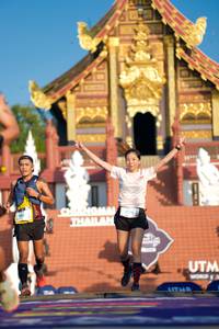 BIB: 100, 1516
                            <button type="button" onclick="openModal(22407334)" class="btn btn-primary btn-sm float-right btn-popup" data-toggle="modal" data-target=".modal-high-quality">
                        <i class="fas fa-shopping-cart"></i> Add to Cart
                    </button>
                                            <button type="button" onclick="isThisMe(22407334, true)" class="btn btn-success btn-sm float-right btn-popup btn-isme hidden" data-toggle="tooltip" data-placement="bottom" title="นี่คือรูปของคุณใช่ไหม คลิกที่นี่เพื่อเอาเข้าอัลบั้ม">
                        <i class="fas fa-plus"></i> Add to album
                    </button>
                    <button type="button" onclick="isThisMe(22407334, false)" class="btn btn-warning btn-sm float-right btn-popup btn-isnotme hidden">
                        <i class="fas fa-ban"></i> Remove from album
                    </button>