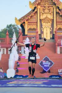 BIB: 100
                            <button type="button" onclick="openModal(22401984)" class="btn btn-primary btn-sm float-right btn-popup" data-toggle="modal" data-target=".modal-high-quality">
                        <i class="fas fa-shopping-cart"></i> Add to Cart
                    </button>
                                            <button type="button" onclick="isThisMe(22401984, true)" class="btn btn-success btn-sm float-right btn-popup btn-isme hidden" data-toggle="tooltip" data-placement="bottom" title="นี่คือรูปของคุณใช่ไหม คลิกที่นี่เพื่อเอาเข้าอัลบั้ม">
                        <i class="fas fa-plus"></i> Add to album
                    </button>
                    <button type="button" onclick="isThisMe(22401984, false)" class="btn btn-warning btn-sm float-right btn-popup btn-isnotme hidden">
                        <i class="fas fa-ban"></i> Remove from album
                    </button>