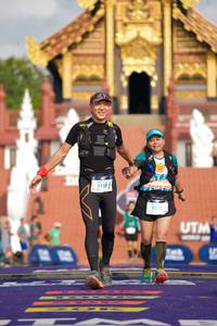 BIB: 1113, 1251
                            <button type="button" onclick="openModal(22430184)" class="btn btn-primary btn-sm float-right btn-popup" data-toggle="modal" data-target=".modal-high-quality">
                        <i class="fas fa-shopping-cart"></i> Add to Cart
                    </button>
                                            <button type="button" onclick="isThisMe(22430184, true)" class="btn btn-success btn-sm float-right btn-popup btn-isme hidden" data-toggle="tooltip" data-placement="bottom" title="นี่คือรูปของคุณใช่ไหม คลิกที่นี่เพื่อเอาเข้าอัลบั้ม">
                        <i class="fas fa-plus"></i> Add to album
                    </button>
                    <button type="button" onclick="isThisMe(22430184, false)" class="btn btn-warning btn-sm float-right btn-popup btn-isnotme hidden">
                        <i class="fas fa-ban"></i> Remove from album
                    </button>