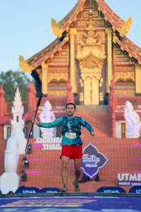 BIB: 4420
                            <button type="button" onclick="openModal(22402717)" class="btn btn-primary btn-sm float-right btn-popup" data-toggle="modal" data-target=".modal-high-quality">
                        <i class="fas fa-shopping-cart"></i> Add to Cart
                    </button>
                                            <button type="button" onclick="isThisMe(22402717, true)" class="btn btn-success btn-sm float-right btn-popup btn-isme hidden" data-toggle="tooltip" data-placement="bottom" title="นี่คือรูปของคุณใช่ไหม คลิกที่นี่เพื่อเอาเข้าอัลบั้ม">
                        <i class="fas fa-plus"></i> Add to album
                    </button>
                    <button type="button" onclick="isThisMe(22402717, false)" class="btn btn-warning btn-sm float-right btn-popup btn-isnotme hidden">
                        <i class="fas fa-ban"></i> Remove from album
                    </button>