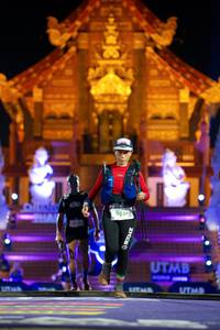 BIB: 9236
                            <button type="button" onclick="openModal(22400093)" class="btn btn-primary btn-sm float-right btn-popup" data-toggle="modal" data-target=".modal-high-quality">
                        <i class="fas fa-shopping-cart"></i> Add to Cart
                    </button>
                                            <button type="button" onclick="isThisMe(22400093, true)" class="btn btn-success btn-sm float-right btn-popup btn-isme hidden" data-toggle="tooltip" data-placement="bottom" title="นี่คือรูปของคุณใช่ไหม คลิกที่นี่เพื่อเอาเข้าอัลบั้ม">
                        <i class="fas fa-plus"></i> Add to album
                    </button>
                    <button type="button" onclick="isThisMe(22400093, false)" class="btn btn-warning btn-sm float-right btn-popup btn-isnotme hidden">
                        <i class="fas fa-ban"></i> Remove from album
                    </button>