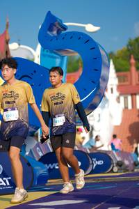 BIB: 1502, 1455
                            <button type="button" onclick="openModal(22421816)" class="btn btn-primary btn-sm float-right btn-popup" data-toggle="modal" data-target=".modal-high-quality">
                        <i class="fas fa-shopping-cart"></i> Add to Cart
                    </button>
                                            <button type="button" onclick="isThisMe(22421816, true)" class="btn btn-success btn-sm float-right btn-popup btn-isme hidden" data-toggle="tooltip" data-placement="bottom" title="นี่คือรูปของคุณใช่ไหม คลิกที่นี่เพื่อเอาเข้าอัลบั้ม">
                        <i class="fas fa-plus"></i> Add to album
                    </button>
                    <button type="button" onclick="isThisMe(22421816, false)" class="btn btn-warning btn-sm float-right btn-popup btn-isnotme hidden">
                        <i class="fas fa-ban"></i> Remove from album
                    </button>