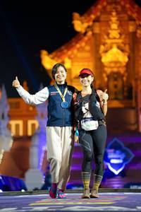 BIB: 
                            <button type="button" onclick="openModal(22400346)" class="btn btn-primary btn-sm float-right btn-popup" data-toggle="modal" data-target=".modal-high-quality">
                        <i class="fas fa-shopping-cart"></i> Add to Cart
                    </button>
                                            <button type="button" onclick="isThisMe(22400346, true)" class="btn btn-success btn-sm float-right btn-popup btn-isme hidden" data-toggle="tooltip" data-placement="bottom" title="นี่คือรูปของคุณใช่ไหม คลิกที่นี่เพื่อเอาเข้าอัลบั้ม">
                        <i class="fas fa-plus"></i> Add to album
                    </button>
                    <button type="button" onclick="isThisMe(22400346, false)" class="btn btn-warning btn-sm float-right btn-popup btn-isnotme hidden">
                        <i class="fas fa-ban"></i> Remove from album
                    </button>