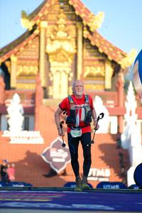 BIB: 962
                            <button type="button" onclick="openModal(22405009)" class="btn btn-primary btn-sm float-right btn-popup" data-toggle="modal" data-target=".modal-high-quality">
                        <i class="fas fa-shopping-cart"></i> Add to Cart
                    </button>
                                            <button type="button" onclick="isThisMe(22405009, true)" class="btn btn-success btn-sm float-right btn-popup btn-isme hidden" data-toggle="tooltip" data-placement="bottom" title="นี่คือรูปของคุณใช่ไหม คลิกที่นี่เพื่อเอาเข้าอัลบั้ม">
                        <i class="fas fa-plus"></i> Add to album
                    </button>
                    <button type="button" onclick="isThisMe(22405009, false)" class="btn btn-warning btn-sm float-right btn-popup btn-isnotme hidden">
                        <i class="fas fa-ban"></i> Remove from album
                    </button>