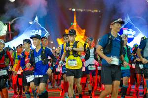 BIB: 93246, 9232, 9613, 04642, 599, 
                            <button type="button" onclick="openModal(22655749)" class="btn btn-primary btn-sm float-right btn-popup" data-toggle="modal" data-target=".modal-high-quality">
                        <i class="fas fa-shopping-cart"></i> Add to Cart
                    </button>
                                            <button type="button" onclick="isThisMe(22655749, true)" class="btn btn-success btn-sm float-right btn-popup btn-isme hidden" data-toggle="tooltip" data-placement="bottom" title="นี่คือรูปของคุณใช่ไหม คลิกที่นี่เพื่อเอาเข้าอัลบั้ม">
                        <i class="fas fa-plus"></i> Add to album
                    </button>
                    <button type="button" onclick="isThisMe(22655749, false)" class="btn btn-warning btn-sm float-right btn-popup btn-isnotme hidden">
                        <i class="fas fa-ban"></i> Remove from album
                    </button>