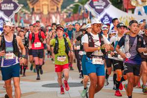 BIB: 5131, 5209, 5194
                            <button type="button" onclick="openModal(22657191)" class="btn btn-primary btn-sm float-right btn-popup" data-toggle="modal" data-target=".modal-high-quality">
                        <i class="fas fa-shopping-cart"></i> Add to Cart
                    </button>
                                            <button type="button" onclick="isThisMe(22657191, true)" class="btn btn-success btn-sm float-right btn-popup btn-isme hidden" data-toggle="tooltip" data-placement="bottom" title="นี่คือรูปของคุณใช่ไหม คลิกที่นี่เพื่อเอาเข้าอัลบั้ม">
                        <i class="fas fa-plus"></i> Add to album
                    </button>
                    <button type="button" onclick="isThisMe(22657191, false)" class="btn btn-warning btn-sm float-right btn-popup btn-isnotme hidden">
                        <i class="fas fa-ban"></i> Remove from album
                    </button>