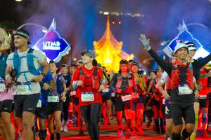 BIB: 9312, 9665, 9697
                            <button type="button" onclick="openModal(22655847)" class="btn btn-primary btn-sm float-right btn-popup" data-toggle="modal" data-target=".modal-high-quality">
                        <i class="fas fa-shopping-cart"></i> Add to Cart
                    </button>
                                            <button type="button" onclick="isThisMe(22655847, true)" class="btn btn-success btn-sm float-right btn-popup btn-isme hidden" data-toggle="tooltip" data-placement="bottom" title="นี่คือรูปของคุณใช่ไหม คลิกที่นี่เพื่อเอาเข้าอัลบั้ม">
                        <i class="fas fa-plus"></i> Add to album
                    </button>
                    <button type="button" onclick="isThisMe(22655847, false)" class="btn btn-warning btn-sm float-right btn-popup btn-isnotme hidden">
                        <i class="fas fa-ban"></i> Remove from album
                    </button>