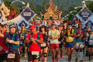 BIB: 6289, 6316, 6098, 6430, 924, 6011, 60442, 
                            <button type="button" onclick="openModal(22659124)" class="btn btn-primary btn-sm float-right btn-popup" data-toggle="modal" data-target=".modal-high-quality">
                        <i class="fas fa-shopping-cart"></i> Add to Cart
                    </button>
                                            <button type="button" onclick="isThisMe(22659124, true)" class="btn btn-success btn-sm float-right btn-popup btn-isme hidden" data-toggle="tooltip" data-placement="bottom" title="นี่คือรูปของคุณใช่ไหม คลิกที่นี่เพื่อเอาเข้าอัลบั้ม">
                        <i class="fas fa-plus"></i> Add to album
                    </button>
                    <button type="button" onclick="isThisMe(22659124, false)" class="btn btn-warning btn-sm float-right btn-popup btn-isnotme hidden">
                        <i class="fas fa-ban"></i> Remove from album
                    </button>