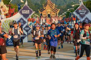 BIB: 6426, 6464, 6045, 
                            <button type="button" onclick="openModal(22659536)" class="btn btn-primary btn-sm float-right btn-popup" data-toggle="modal" data-target=".modal-high-quality">
                        <i class="fas fa-shopping-cart"></i> Add to Cart
                    </button>
                                            <button type="button" onclick="isThisMe(22659536, true)" class="btn btn-success btn-sm float-right btn-popup btn-isme hidden" data-toggle="tooltip" data-placement="bottom" title="นี่คือรูปของคุณใช่ไหม คลิกที่นี่เพื่อเอาเข้าอัลบั้ม">
                        <i class="fas fa-plus"></i> Add to album
                    </button>
                    <button type="button" onclick="isThisMe(22659536, false)" class="btn btn-warning btn-sm float-right btn-popup btn-isnotme hidden">
                        <i class="fas fa-ban"></i> Remove from album
                    </button>