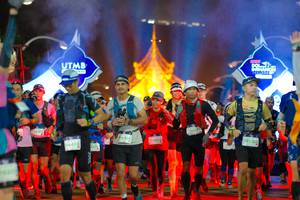 BIB: 94194, 06413, 157, 19065, 9009, 9320
                            <button type="button" onclick="openModal(22655810)" class="btn btn-primary btn-sm float-right btn-popup" data-toggle="modal" data-target=".modal-high-quality">
                        <i class="fas fa-shopping-cart"></i> Add to Cart
                    </button>
                                            <button type="button" onclick="isThisMe(22655810, true)" class="btn btn-success btn-sm float-right btn-popup btn-isme hidden" data-toggle="tooltip" data-placement="bottom" title="นี่คือรูปของคุณใช่ไหม คลิกที่นี่เพื่อเอาเข้าอัลบั้ม">
                        <i class="fas fa-plus"></i> Add to album
                    </button>
                    <button type="button" onclick="isThisMe(22655810, false)" class="btn btn-warning btn-sm float-right btn-popup btn-isnotme hidden">
                        <i class="fas fa-ban"></i> Remove from album
                    </button>