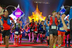 BIB: 295124, 9592, 9635
                            <button type="button" onclick="openModal(22656071)" class="btn btn-primary btn-sm float-right btn-popup" data-toggle="modal" data-target=".modal-high-quality">
                        <i class="fas fa-shopping-cart"></i> Add to Cart
                    </button>
                                            <button type="button" onclick="isThisMe(22656071, true)" class="btn btn-success btn-sm float-right btn-popup btn-isme hidden" data-toggle="tooltip" data-placement="bottom" title="นี่คือรูปของคุณใช่ไหม คลิกที่นี่เพื่อเอาเข้าอัลบั้ม">
                        <i class="fas fa-plus"></i> Add to album
                    </button>
                    <button type="button" onclick="isThisMe(22656071, false)" class="btn btn-warning btn-sm float-right btn-popup btn-isnotme hidden">
                        <i class="fas fa-ban"></i> Remove from album
                    </button>